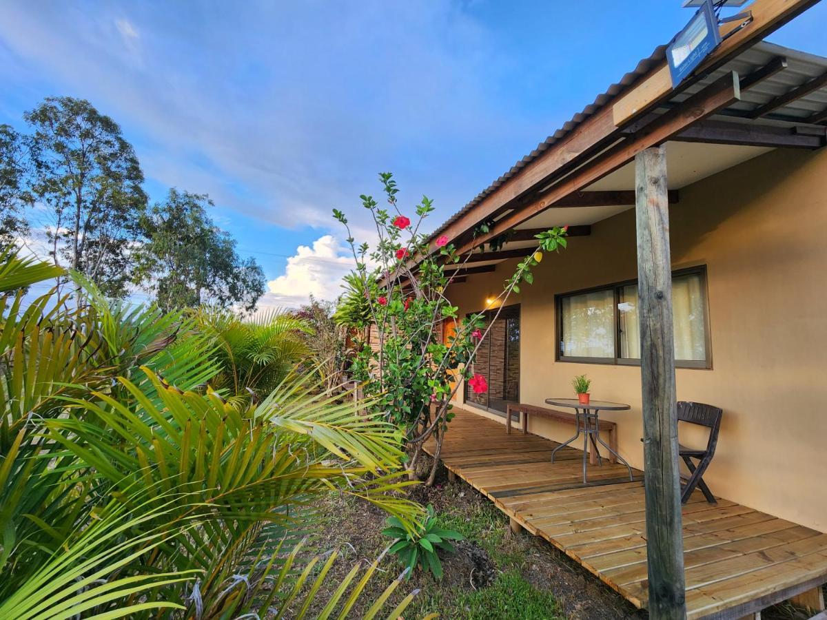 Cabanas Kainga Hanga Roa Exterior photo